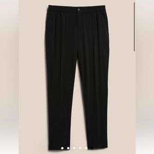 Banana Republic women’s Air Stretch black pants, size small